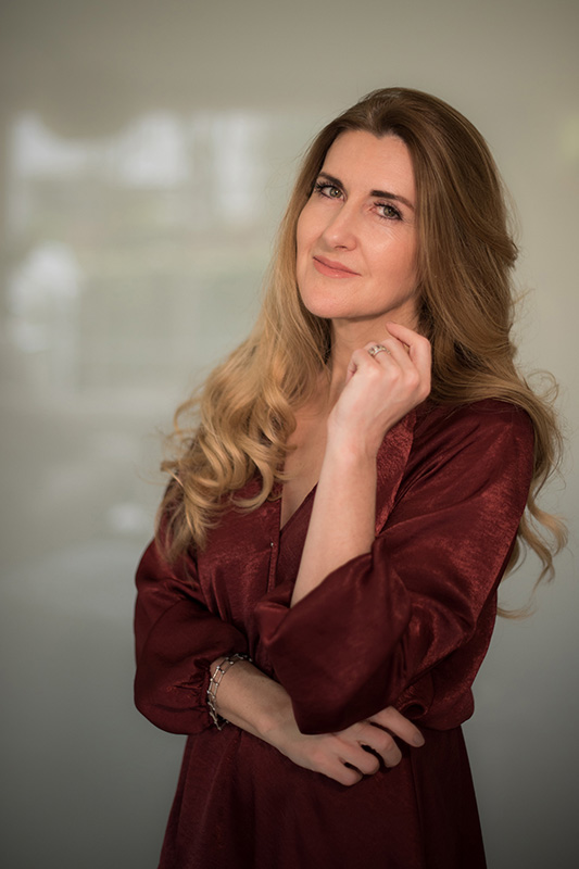 Claire Norton